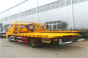 常宁附近拖车救援搭电